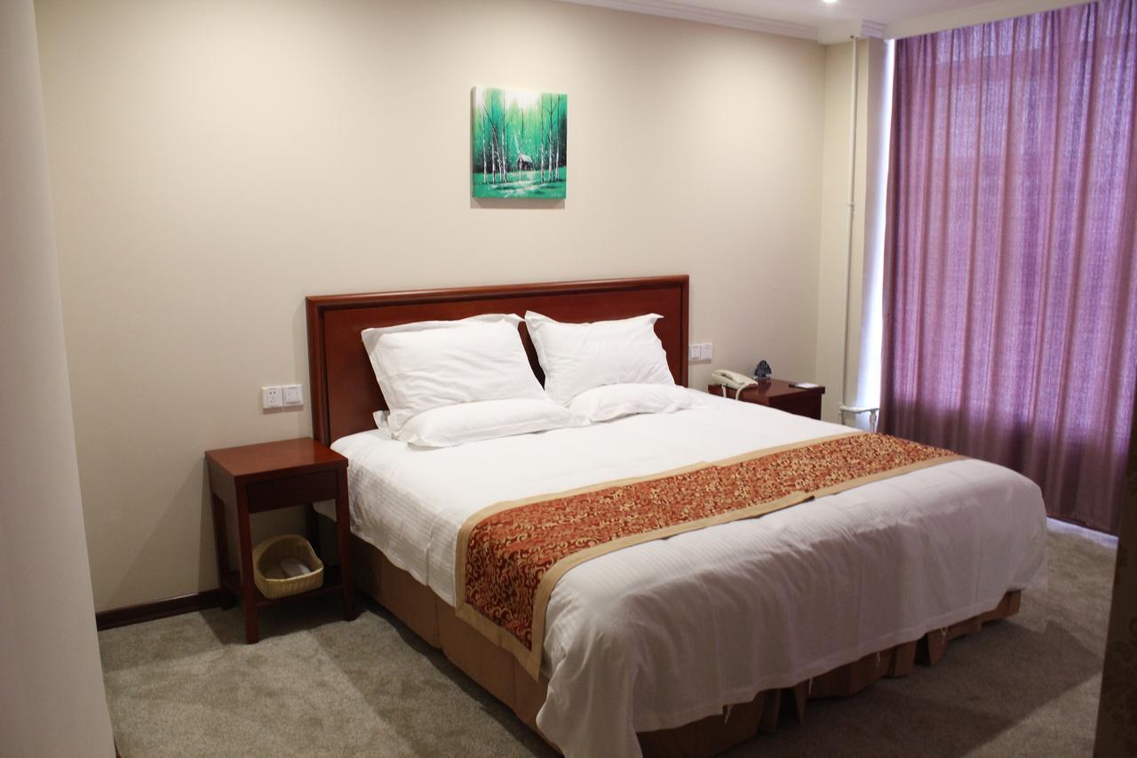 Greentree Inn Shanghai Expo Site South Yanggao Road Subway Station Express Hotel 外观 照片
